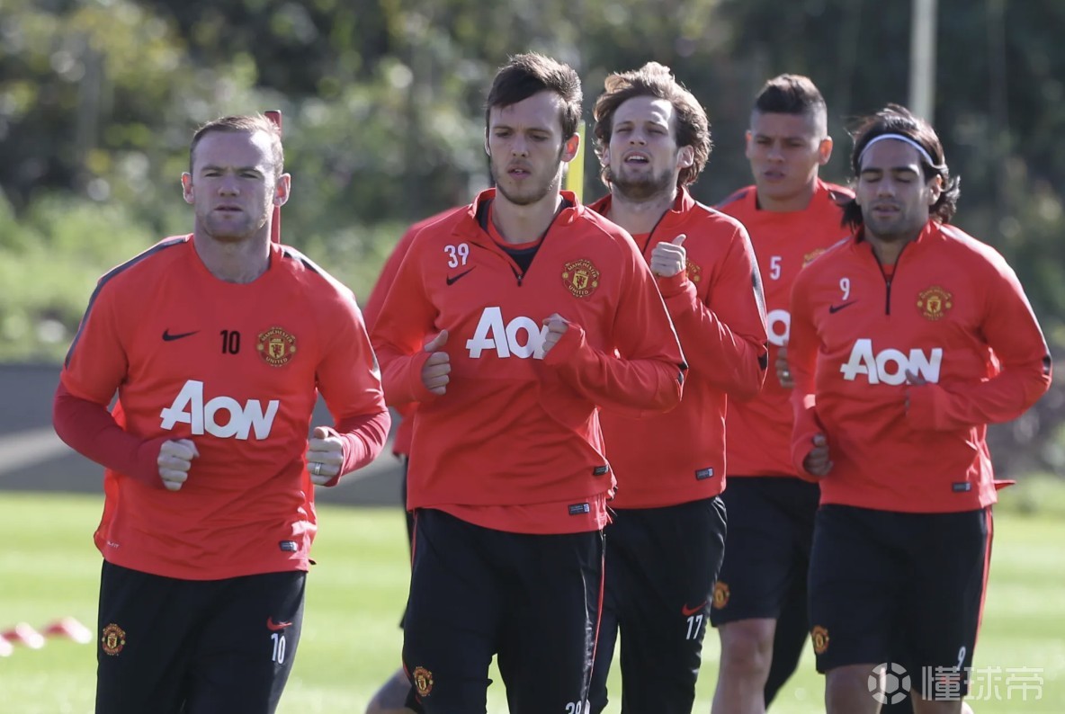 鲁尼：我曾在曼联体能测试时“作弊” ，弗莱彻是最能跑的